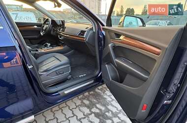 Внедорожник / Кроссовер Audi Q5 2021 в 