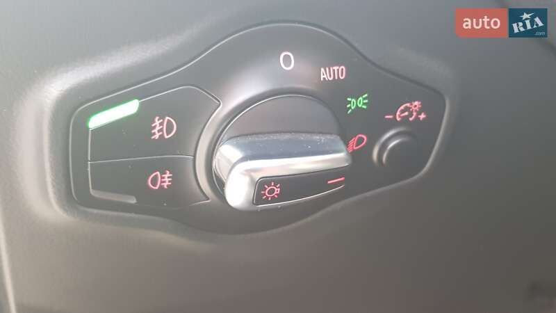 Внедорожник / Кроссовер Audi Q5 2015 в Городке