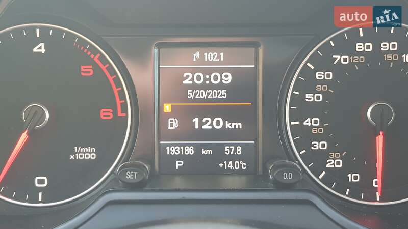 Внедорожник / Кроссовер Audi Q5 2015 в Городке