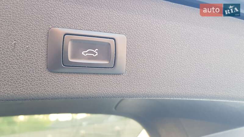 Внедорожник / Кроссовер Audi Q5 2015 в Городке