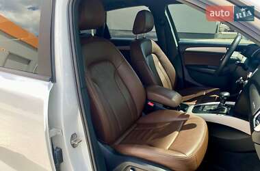 Позашляховик / Кросовер Audi Q5 2014 в 