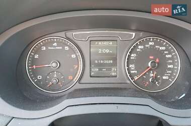 Внедорожник / Кроссовер Audi Q5 2016 в 