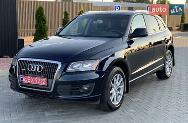 Внедорожник / Кроссовер Audi Q5 2010 в Луцке