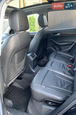 Внедорожник / Кроссовер Audi Q5 2010 в 