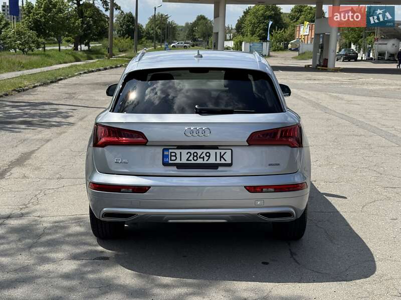 Внедорожник / Кроссовер Audi Q5 2019 в Киеве