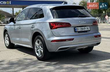 Внедорожник / Кроссовер Audi Q5 2019 в 