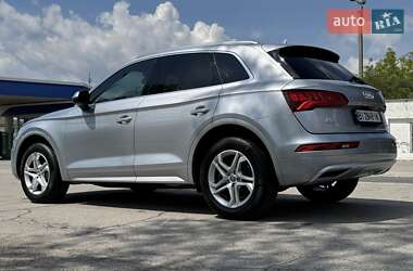 Внедорожник / Кроссовер Audi Q5 2019 в 