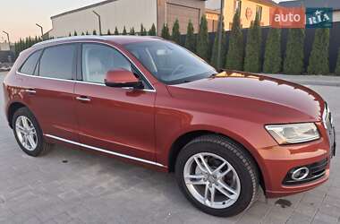Позашляховик / Кросовер Audi Q5 2015 в 
