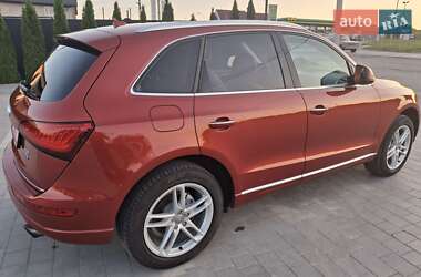 Позашляховик / Кросовер Audi Q5 2015 в 
