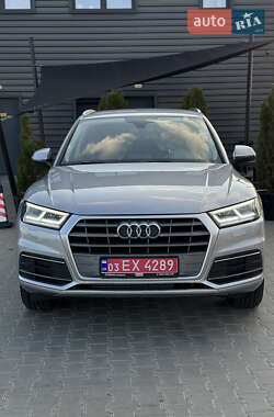 Позашляховик / Кросовер Audi Q5 2018 в 