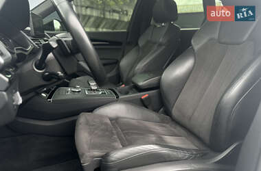 Внедорожник / Кроссовер Audi Q5 2018 в 