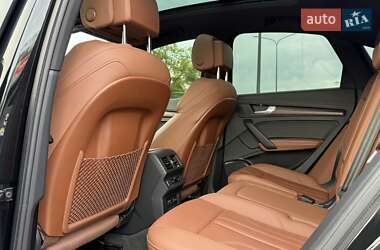 Внедорожник / Кроссовер Audi Q5 2021 в 