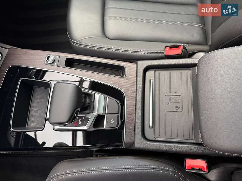 Внедорожник / Кроссовер Audi Q5 2021 в Белой Церкви