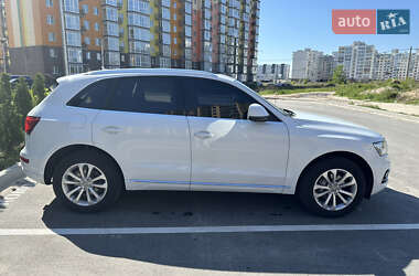 Внедорожник / Кроссовер Audi Q5 2013 в 