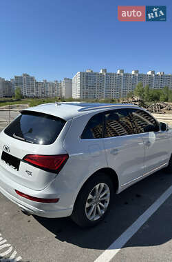 Внедорожник / Кроссовер Audi Q5 2013 в 