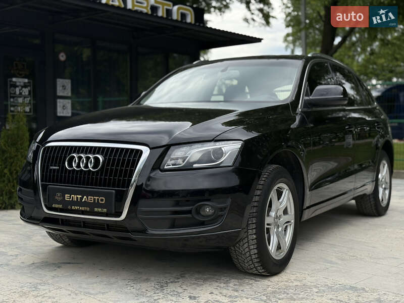 Позашляховик / Кросовер Audi Q5 2012 в 