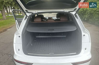 Внедорожник / Кроссовер Audi Q5 2017 в 