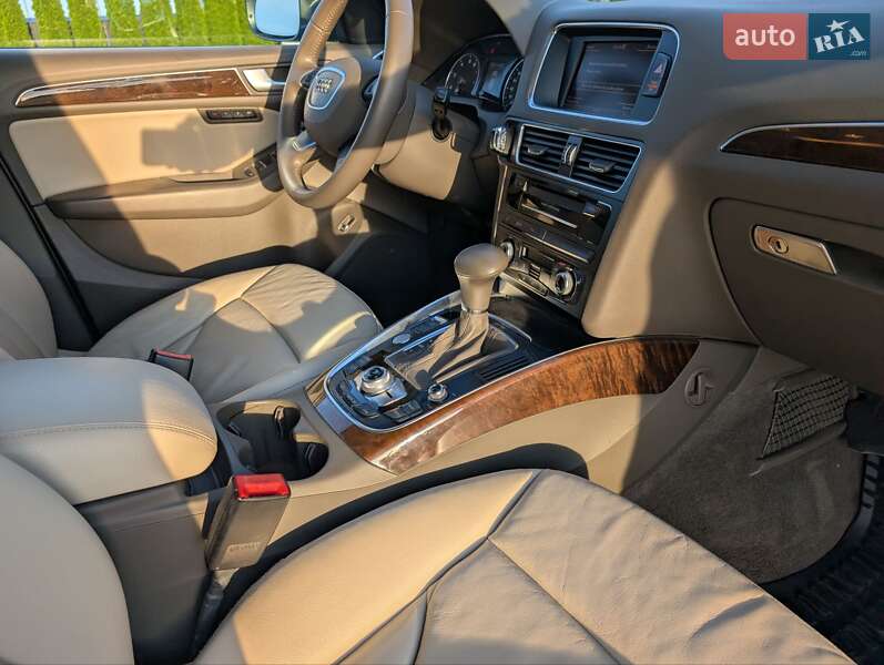 Внедорожник / Кроссовер Audi Q5 2013 в Киеве