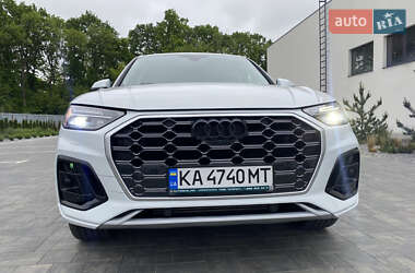 Внедорожник / Кроссовер Audi Q5 2021 в 