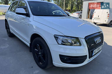 Внедорожник / Кроссовер Audi Q5 2010 в 