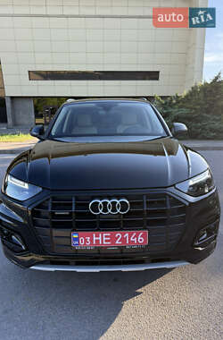 Внедорожник / Кроссовер Audi Q5 2023 в 