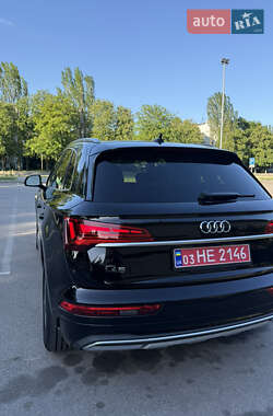 Внедорожник / Кроссовер Audi Q5 2023 в 