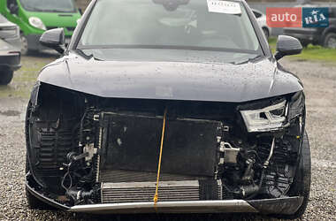Внедорожник / Кроссовер Audi Q5 2017 в 