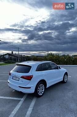 Внедорожник / Кроссовер Audi Q5 2012 в 
