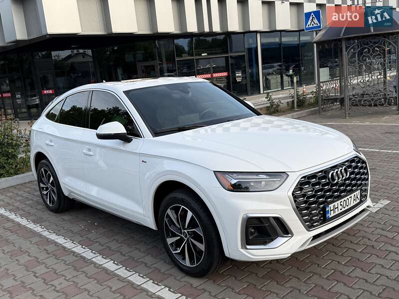 Внедорожник / Кроссовер Audi Q5 2022 в Одессе