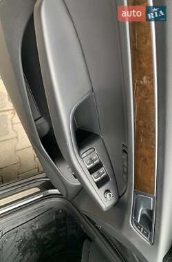 Внедорожник / Кроссовер Audi Q5 2015 в 