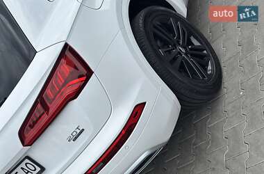 Внедорожник / Кроссовер Audi Q5 2018 в 