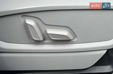 Внедорожник / Кроссовер Audi Q5 2018 в 