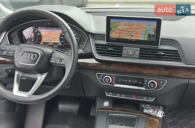 Внедорожник / Кроссовер Audi Q5 2018 в Киеве