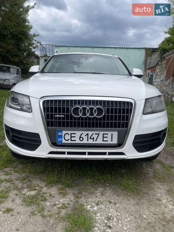 Позашляховик / Кросовер Audi Q5 2010 в 