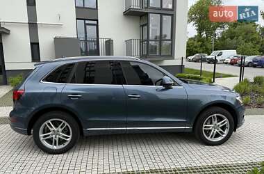 Внедорожник / Кроссовер Audi Q5 2015 в 
