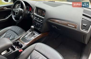 Внедорожник / Кроссовер Audi Q5 2010 в 