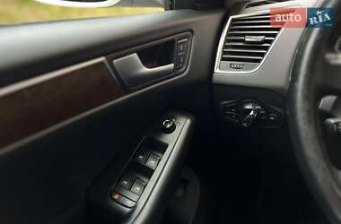 Внедорожник / Кроссовер Audi Q5 2010 в 