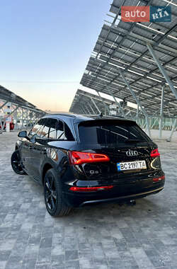 Внедорожник / Кроссовер Audi Q5 2019 в 