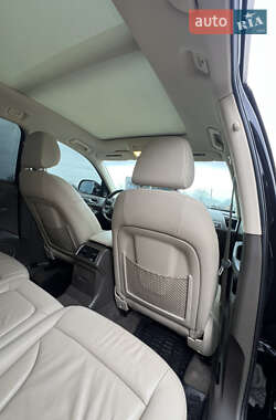 Внедорожник / Кроссовер Audi Q5 2015 в 