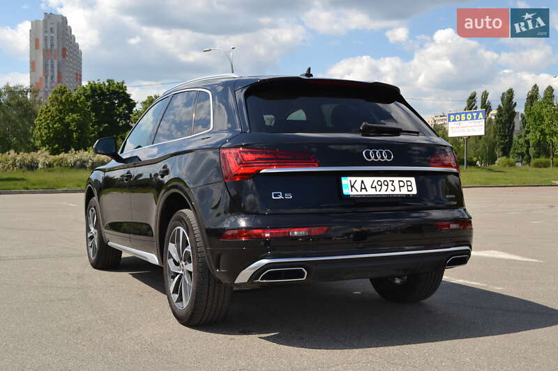 Внедорожник / Кроссовер Audi Q5 2023 в Киеве