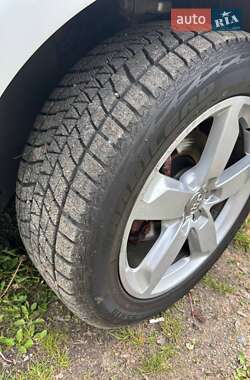 Внедорожник / Кроссовер Audi Q5 2012 в 