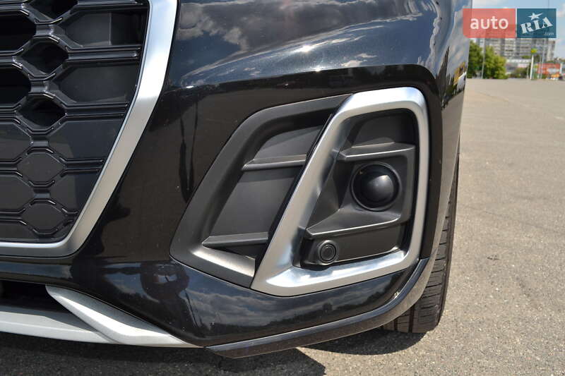 Внедорожник / Кроссовер Audi Q5 2023 в Киеве