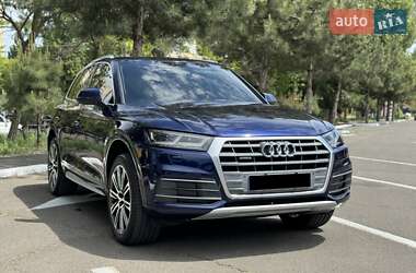 Внедорожник / Кроссовер Audi Q5 2017 в Одессе