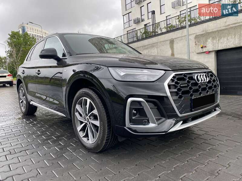 Внедорожник / Кроссовер Audi Q5 2023 в Львове