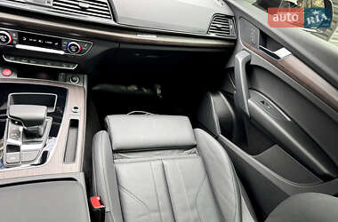 Внедорожник / Кроссовер Audi Q5 2023 в 