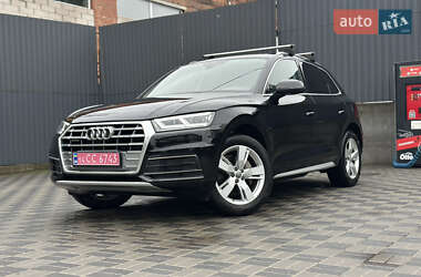 Позашляховик / Кросовер Audi Q5 2018 в 