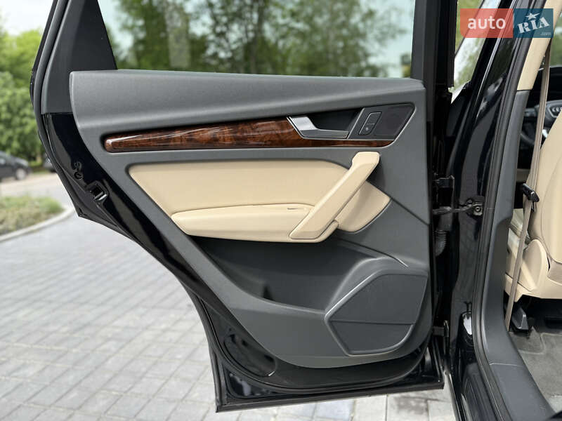 Внедорожник / Кроссовер Audi Q5 2017 в Львове