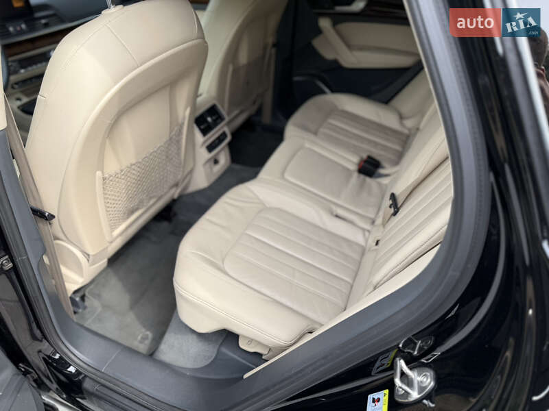 Внедорожник / Кроссовер Audi Q5 2017 в Львове