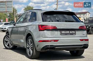 Внедорожник / Кроссовер Audi Q5 2022 в 