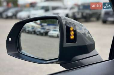 Внедорожник / Кроссовер Audi Q5 2022 в 